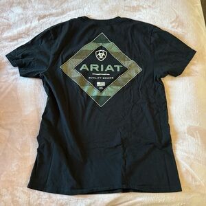 Ariat Men's Size Medium Black & Green Short Sleeve T-Shirt EUC Fast Shipping